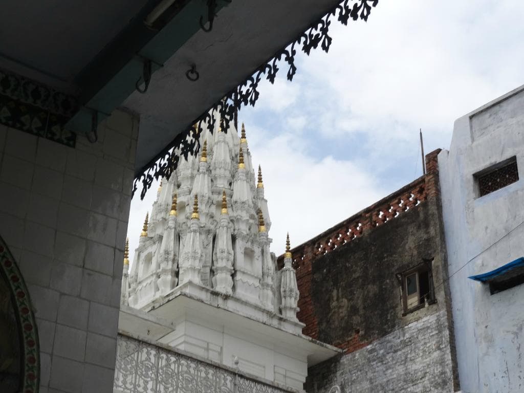 TEMPLE