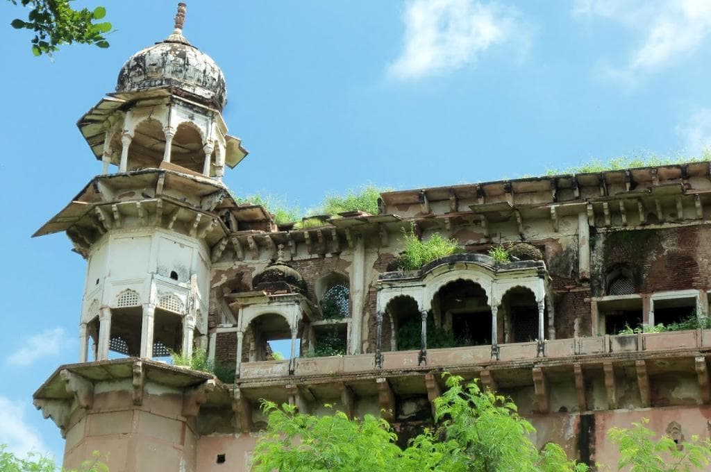 Kishori Mahal