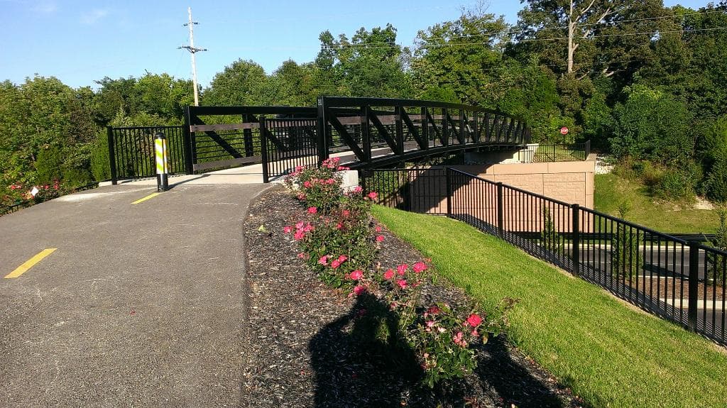 Footbridge over highway 109