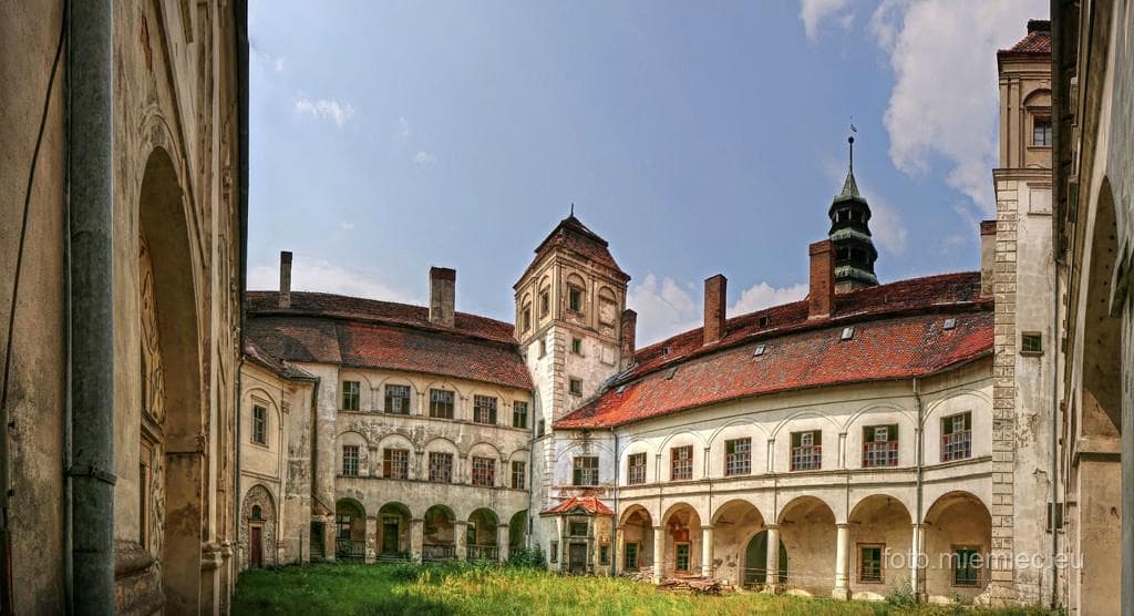 mystery of the castle
