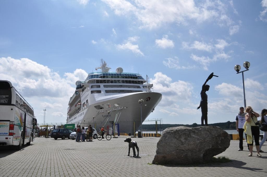 Klaipeda cruise ship pier