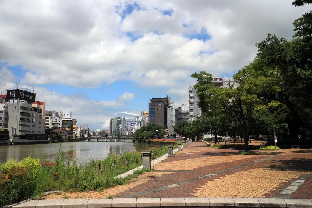 那珂川側
