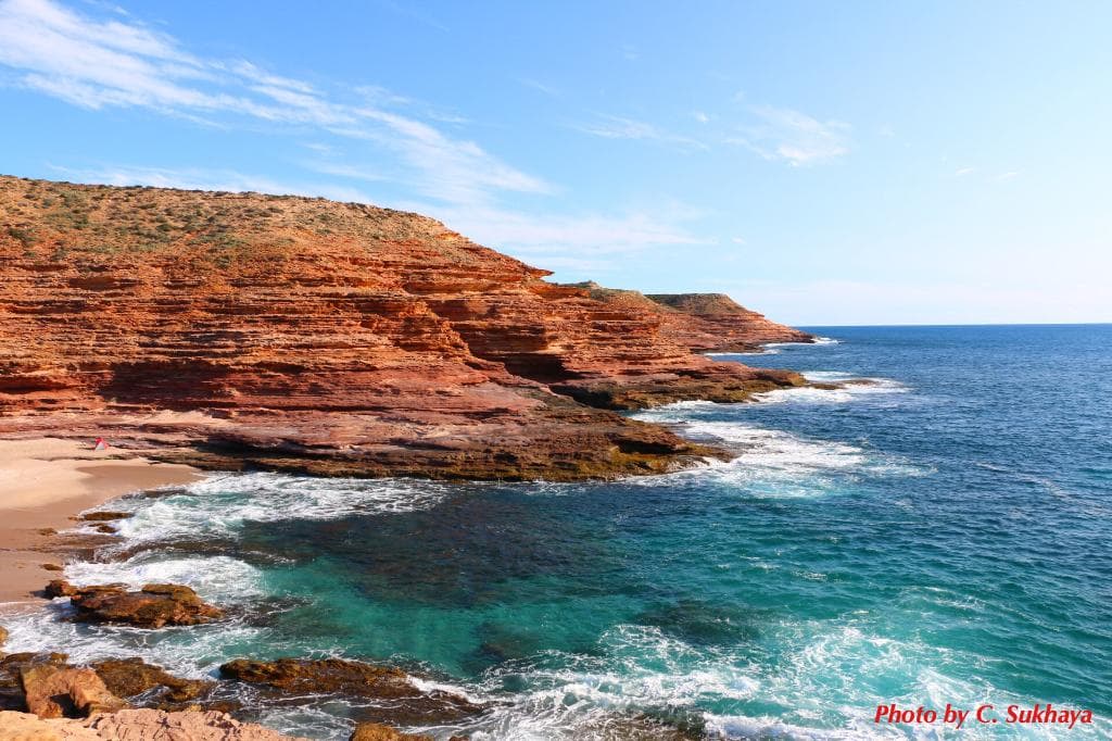 Red sand stone cliff
