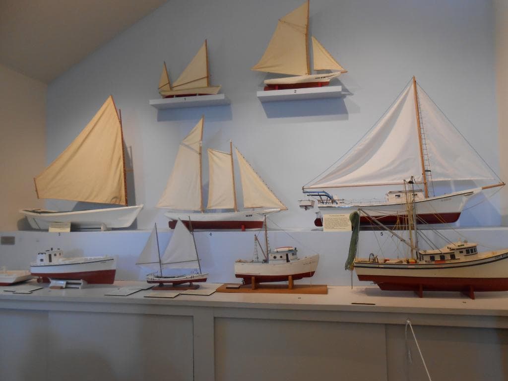 Island boat models