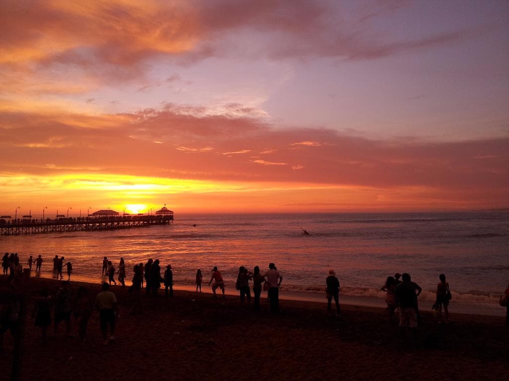 Huanchaco Beach
