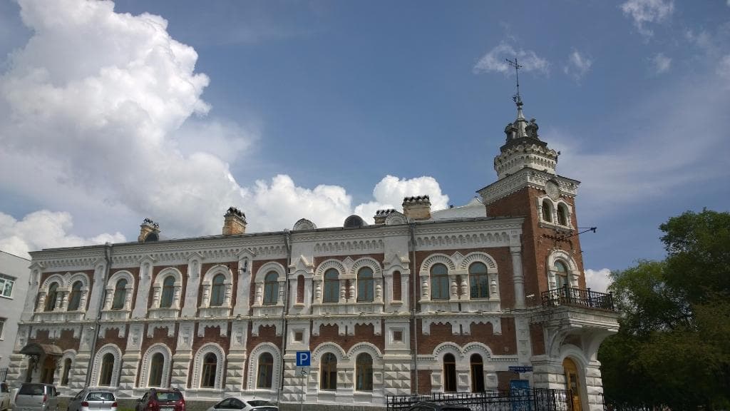 Вид с пер. Святителя Иннокентия