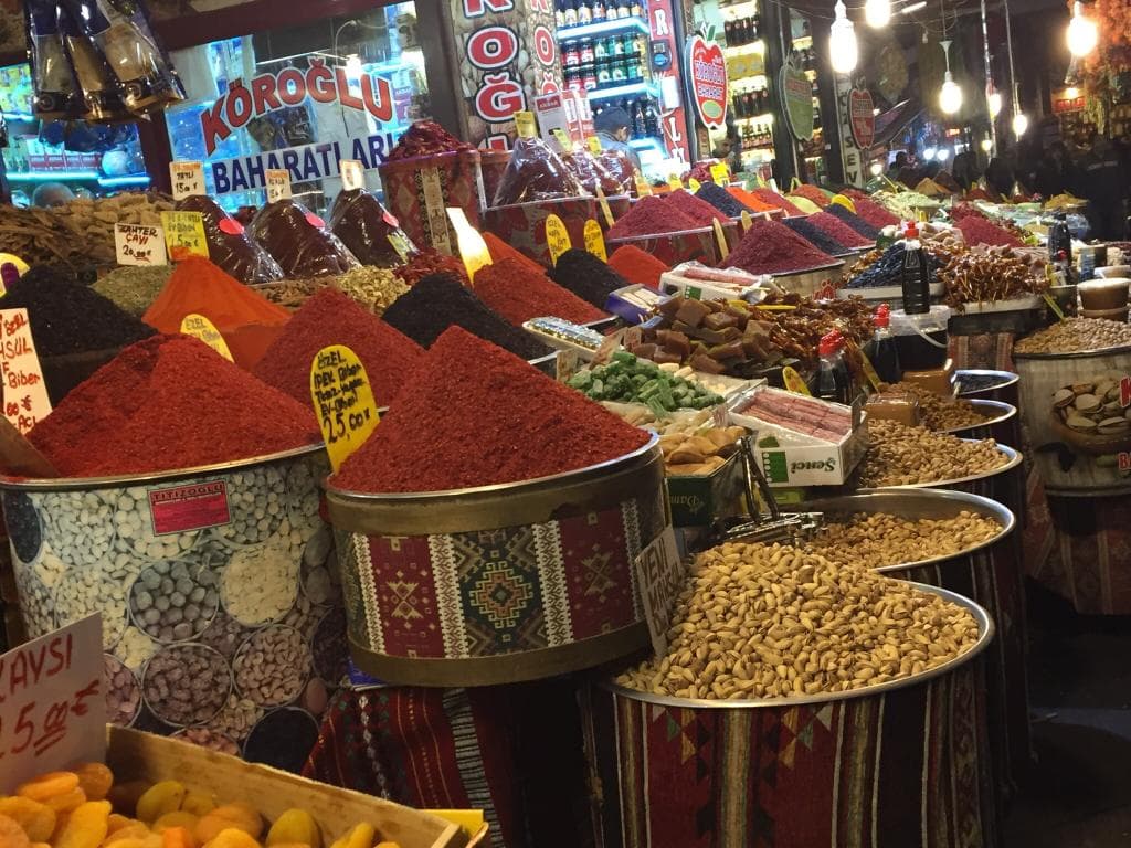 Almacı Pazarı