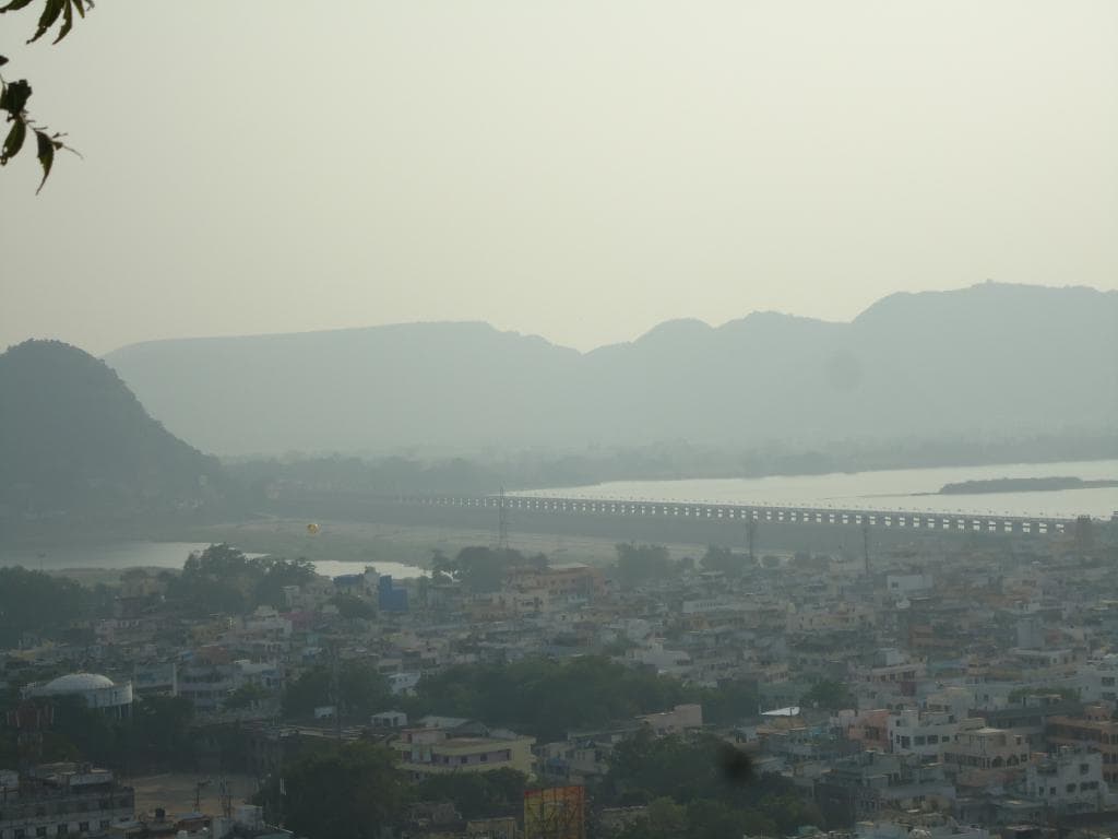 A view of Krishna river and Prakasam barrage from Gandhi Hill.
