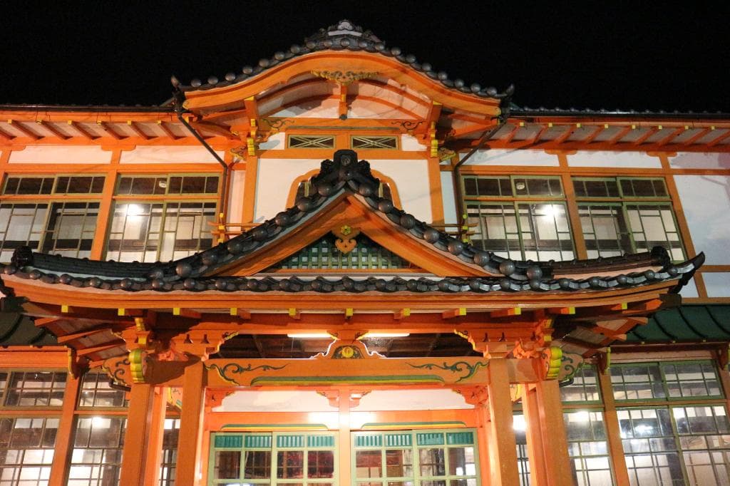 新館
