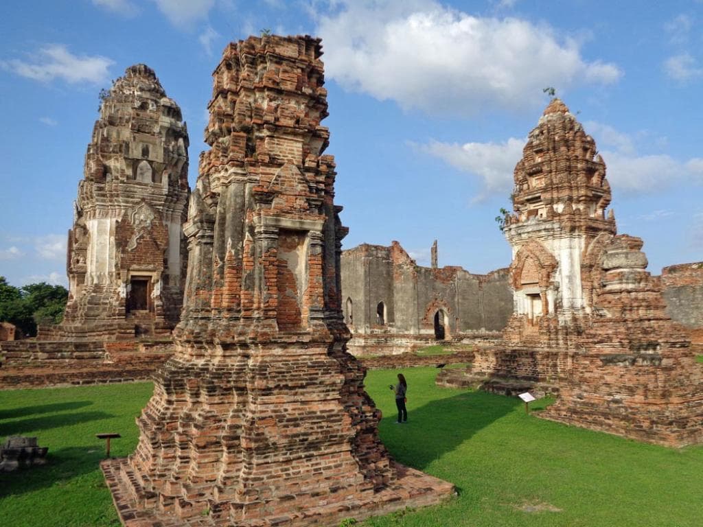 Another view of the surrounding outer grounds.