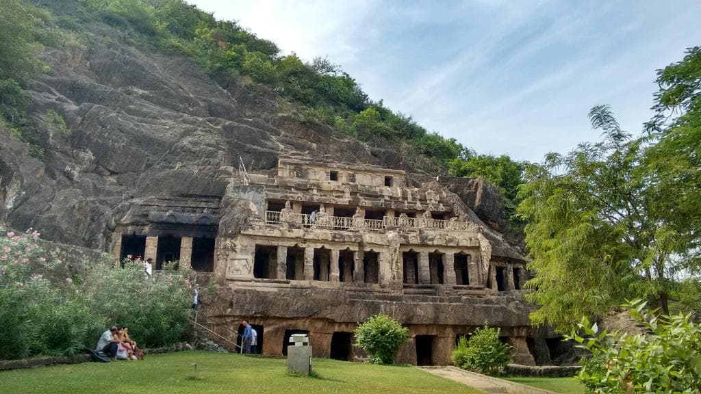 Undavalli caves