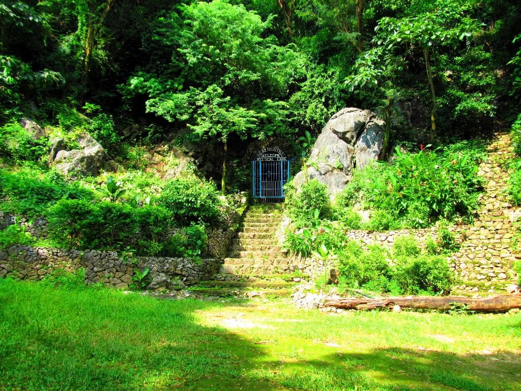 Inday Nelly Mystical Cave