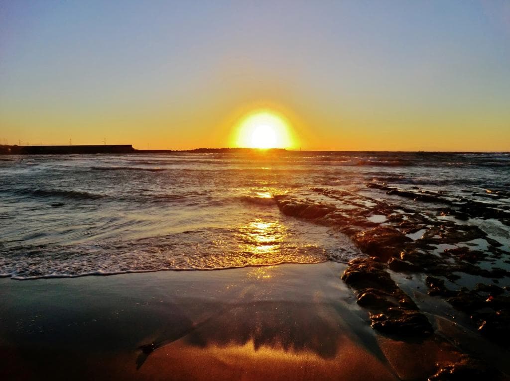 平砂浦　南端に位置する相浜からの夕日
