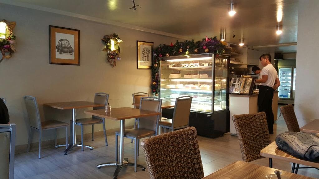 Vizco's Restaurant & Cake Shop