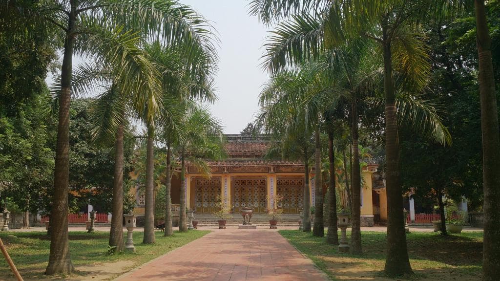 Dieu De Pagoda Hue