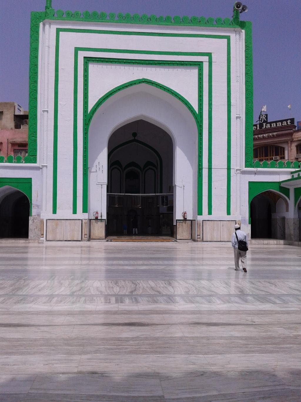 Mosque was built by Emperor Akbar in 1455.it is a square of 140X140X2ft, height 55ft..