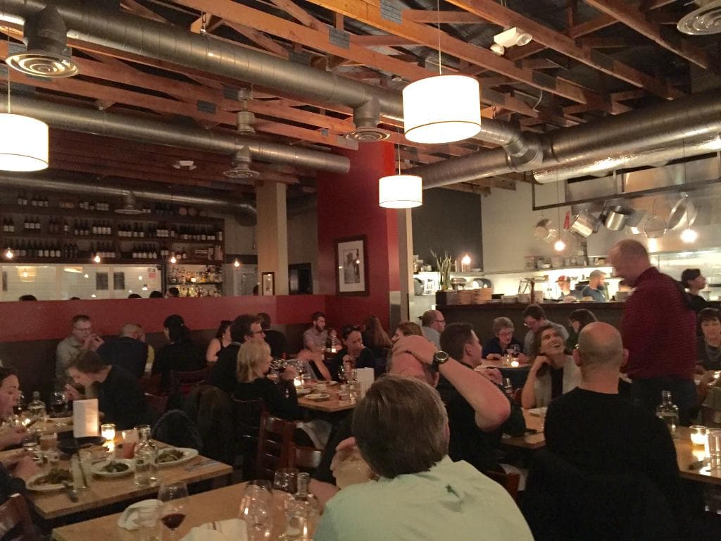 Laurelhurst market on a weekend night