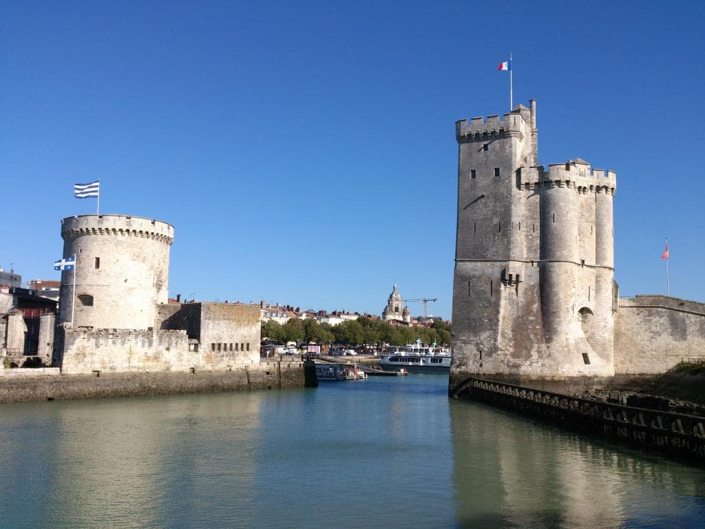Torres desde el muelle