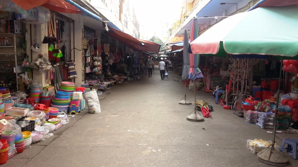 Bai Chay Market Ha Long