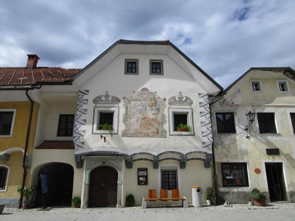 Sivec House