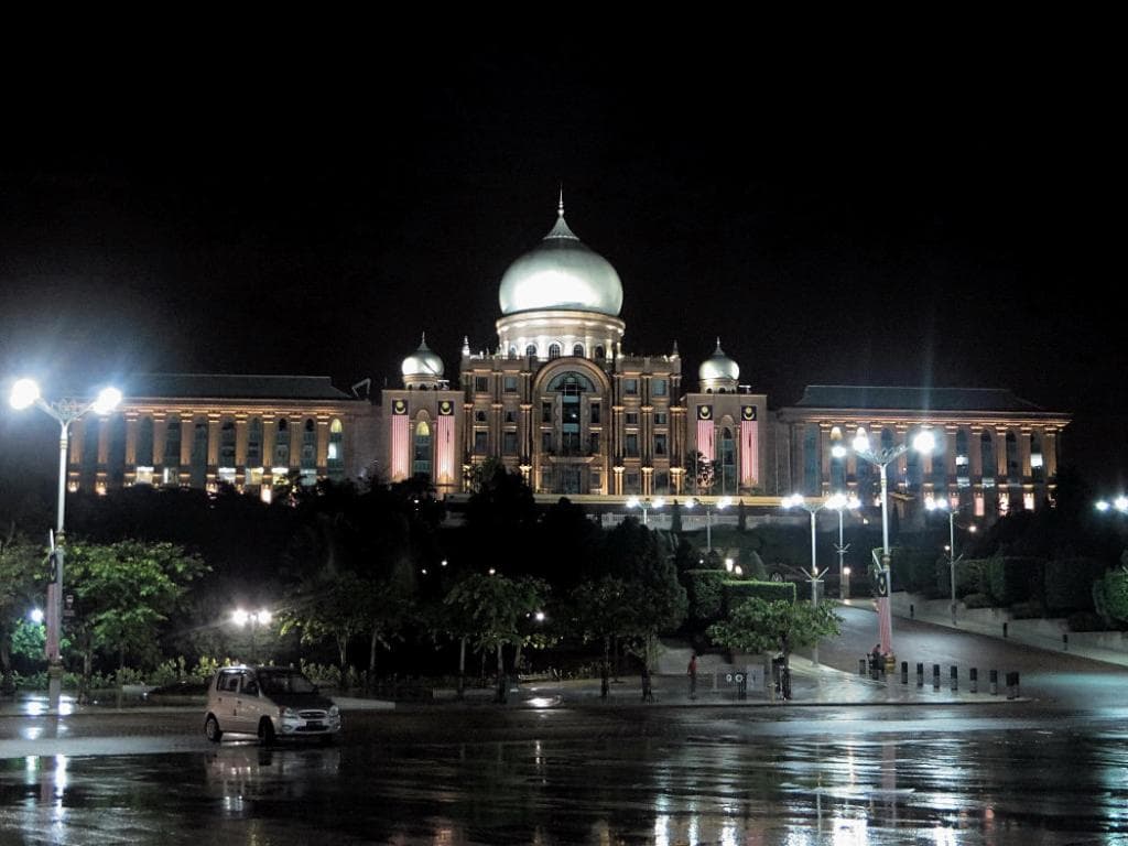Perdana Putra