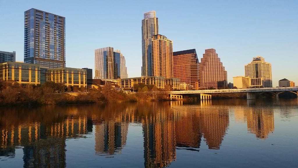 Auditorium Shores
