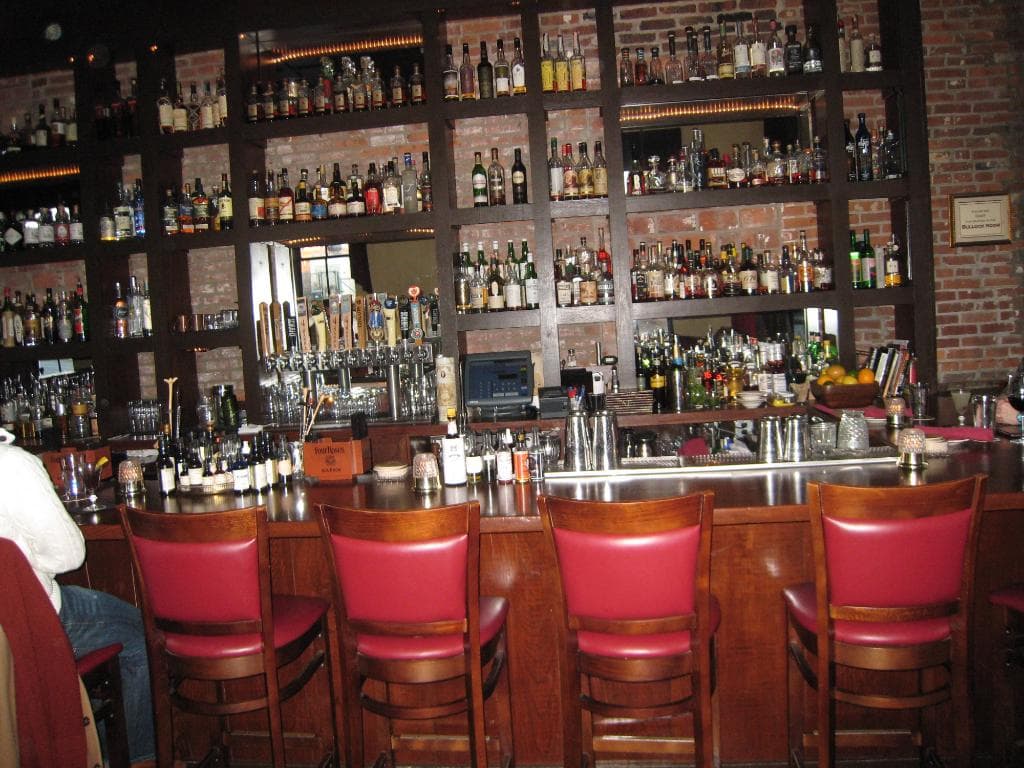 The bar at Planter's House, St. Louis, MO