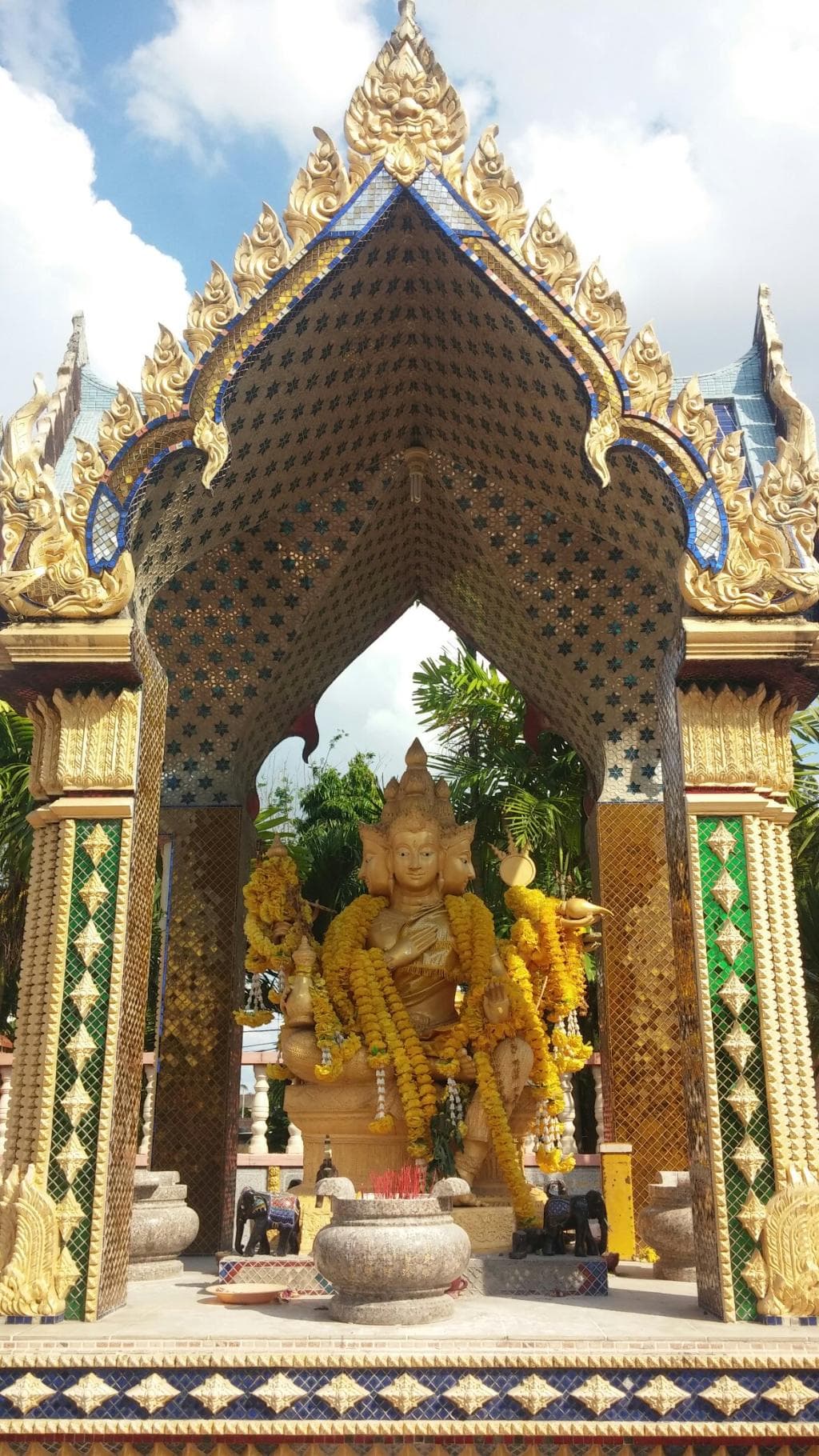 Wat Nikrodharam