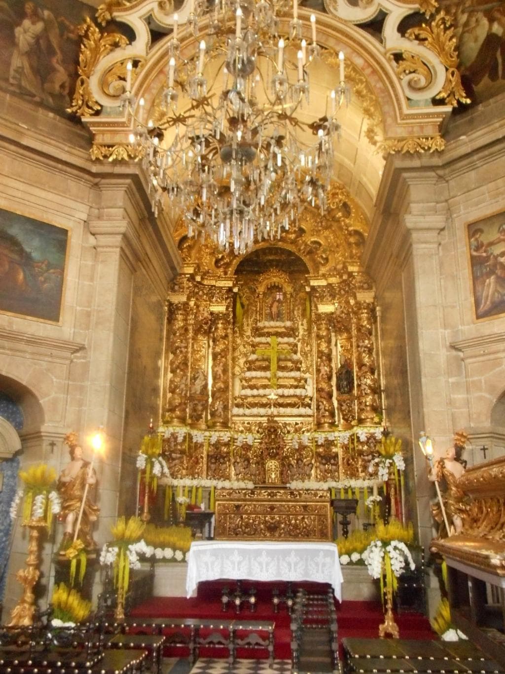 Interior da igreja Igreja de Vilar de Frades
