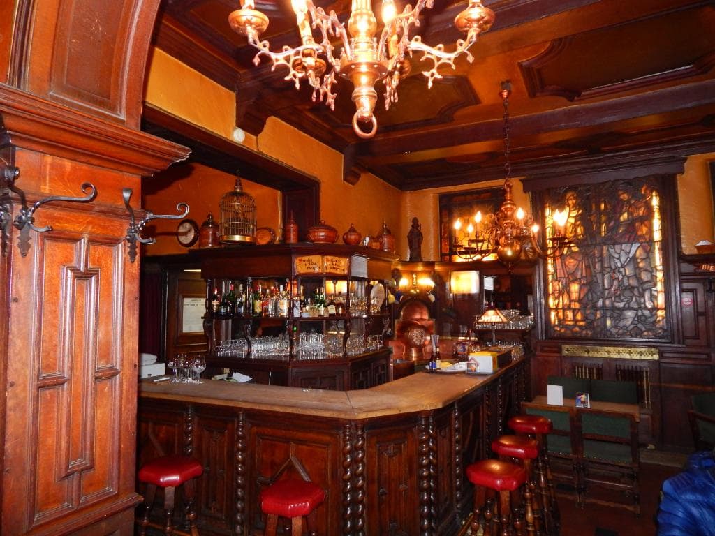 Le bar