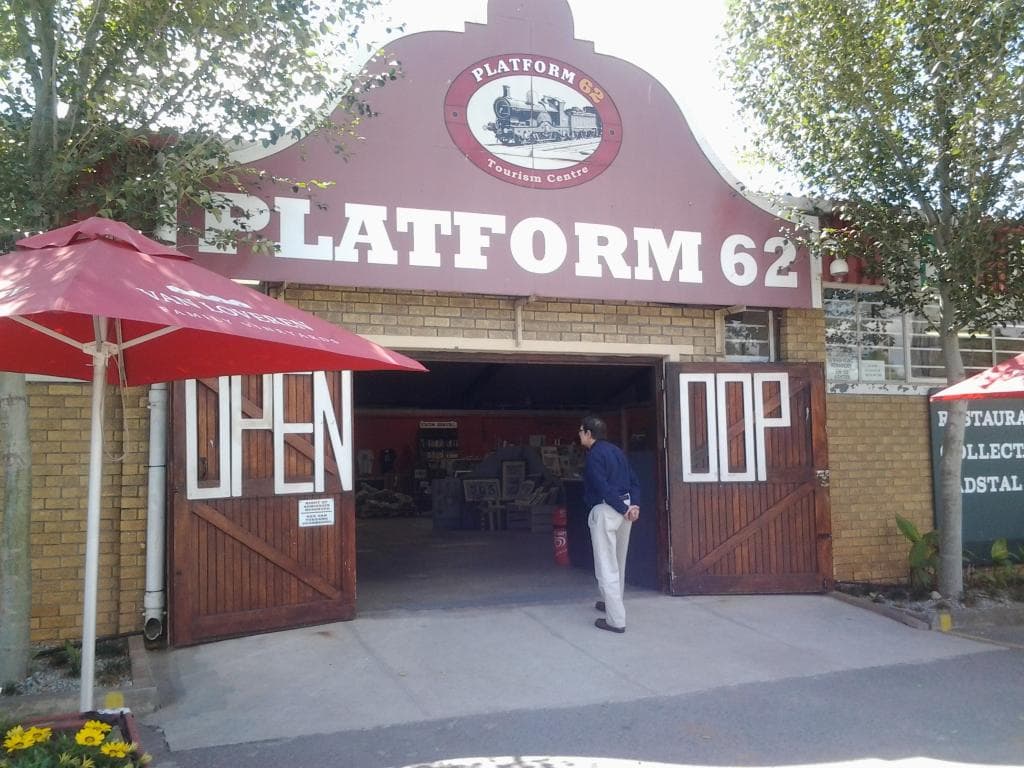 Platform 62 Ashton