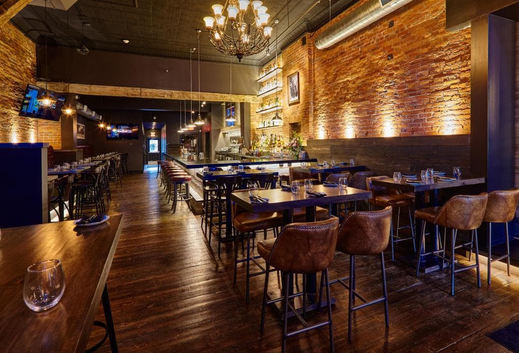 Bar and Lounge