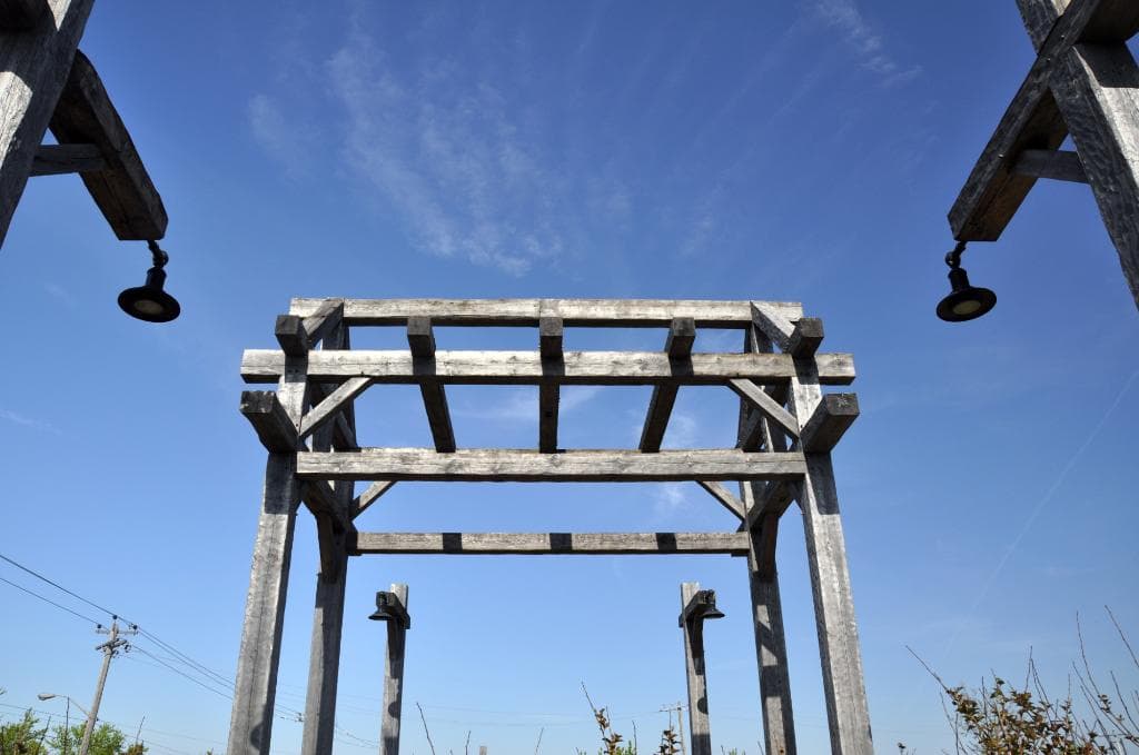 Entry Structure