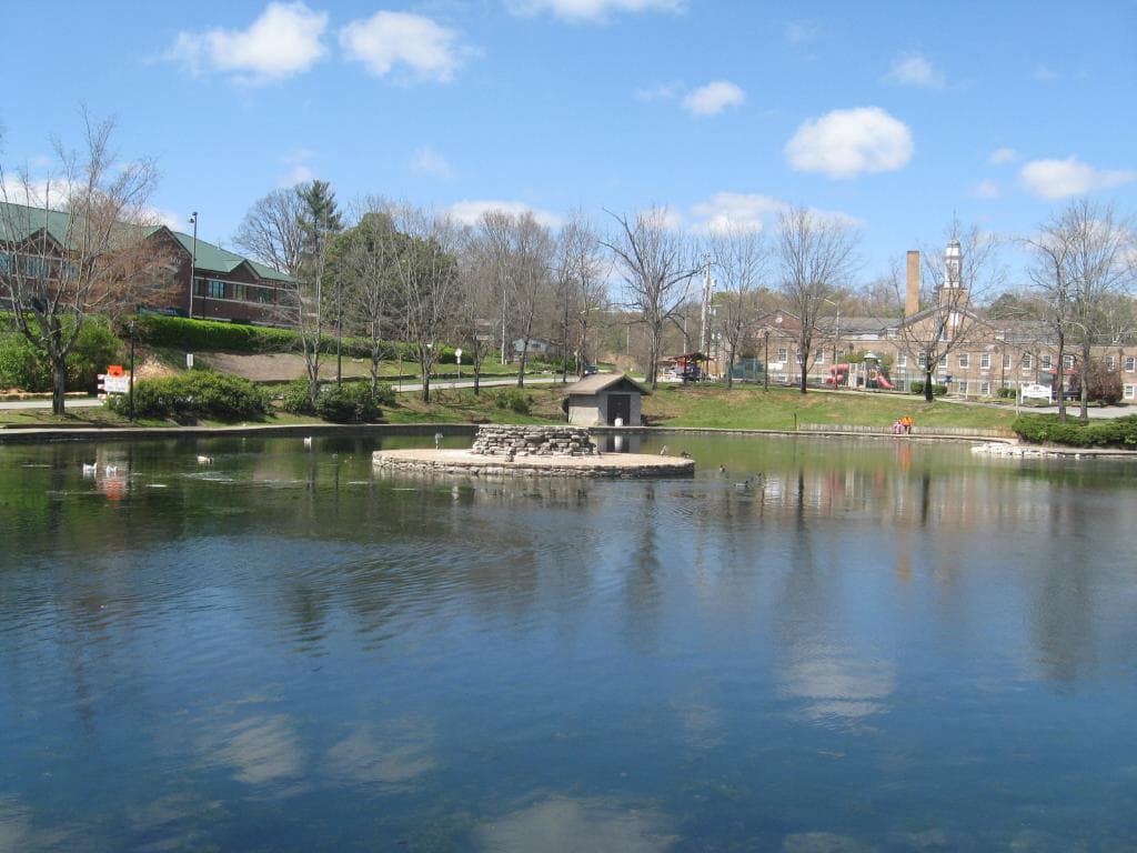 Fountain City Park and Lake