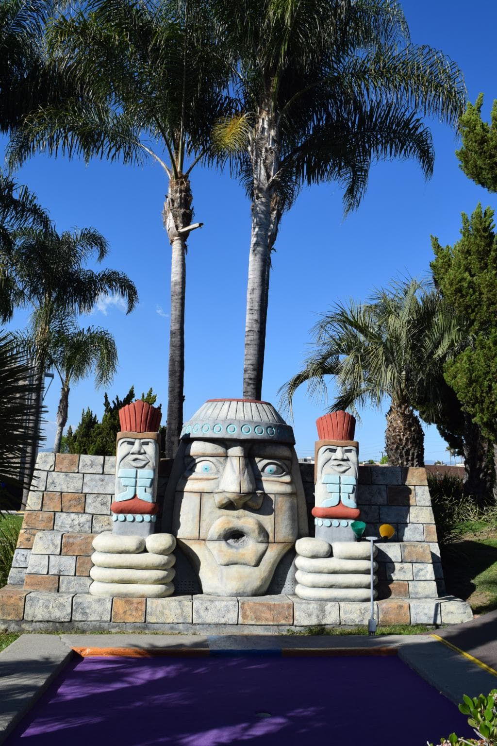 minigolf area