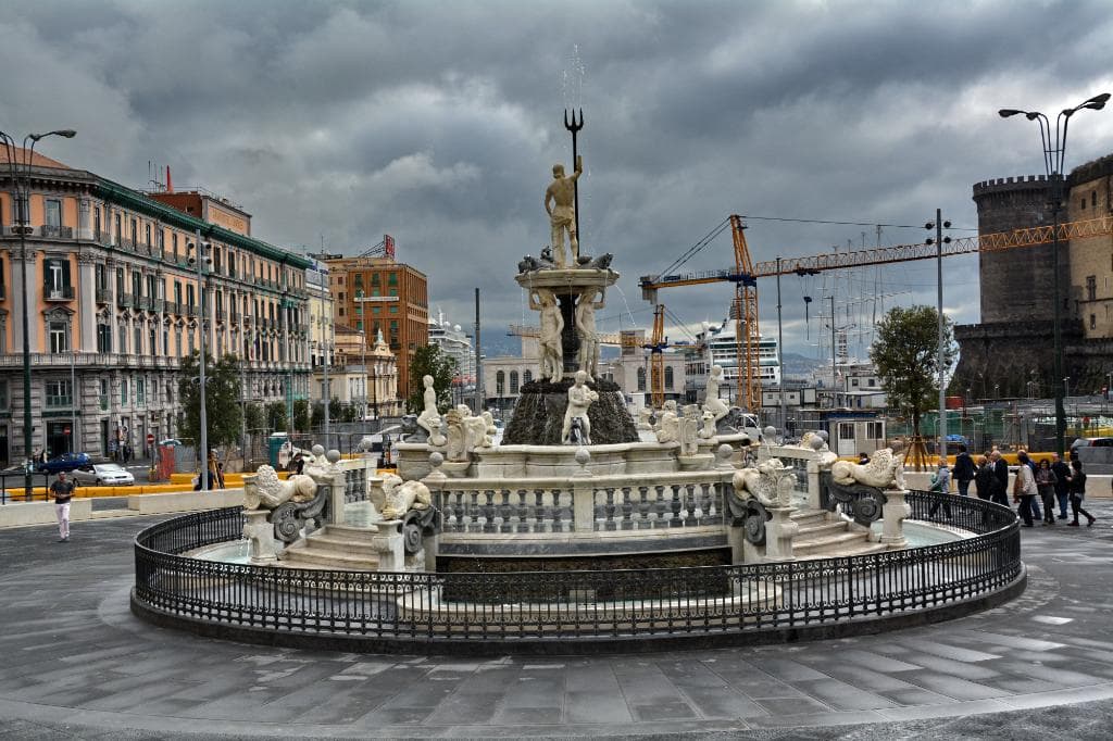 Si vede il porto