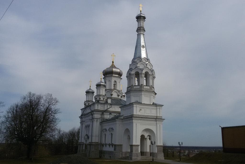 Церковь святой мученицы царицы Александры на Бабигонских холмах