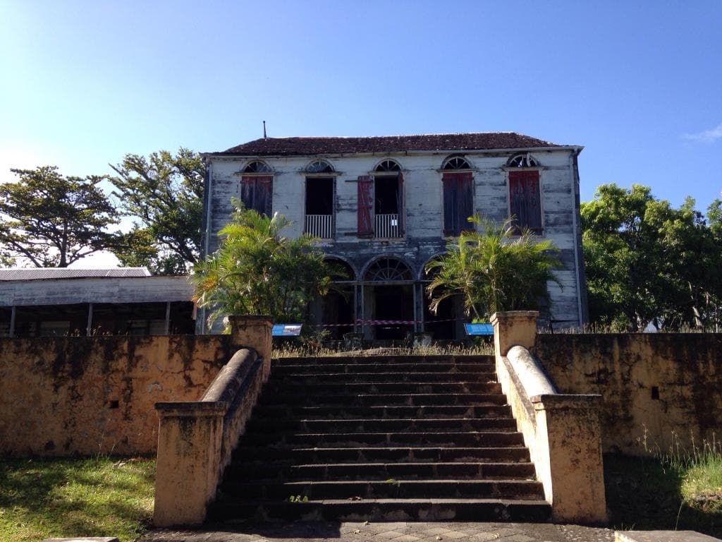 MADOI Maison Rouge