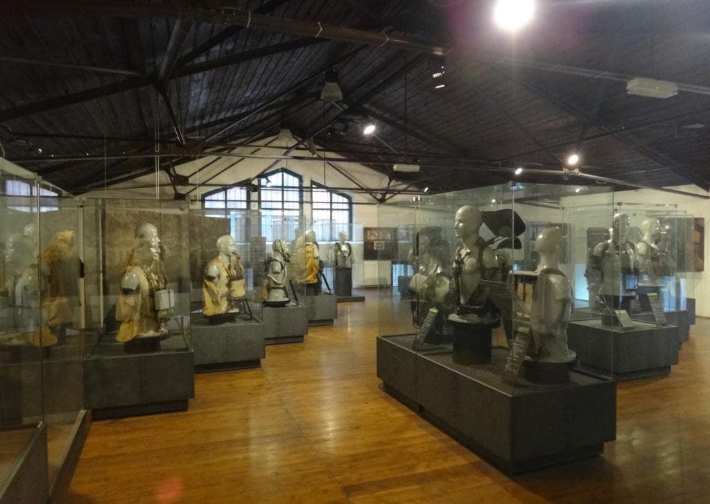 expozice s přístroji záchranářů