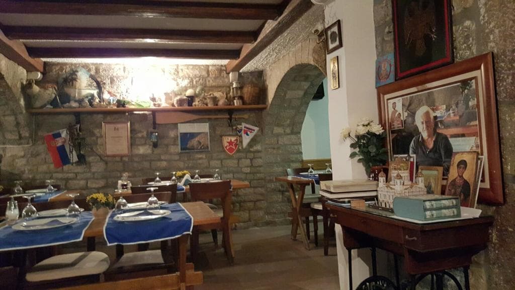 Tri Ribara Restaurant