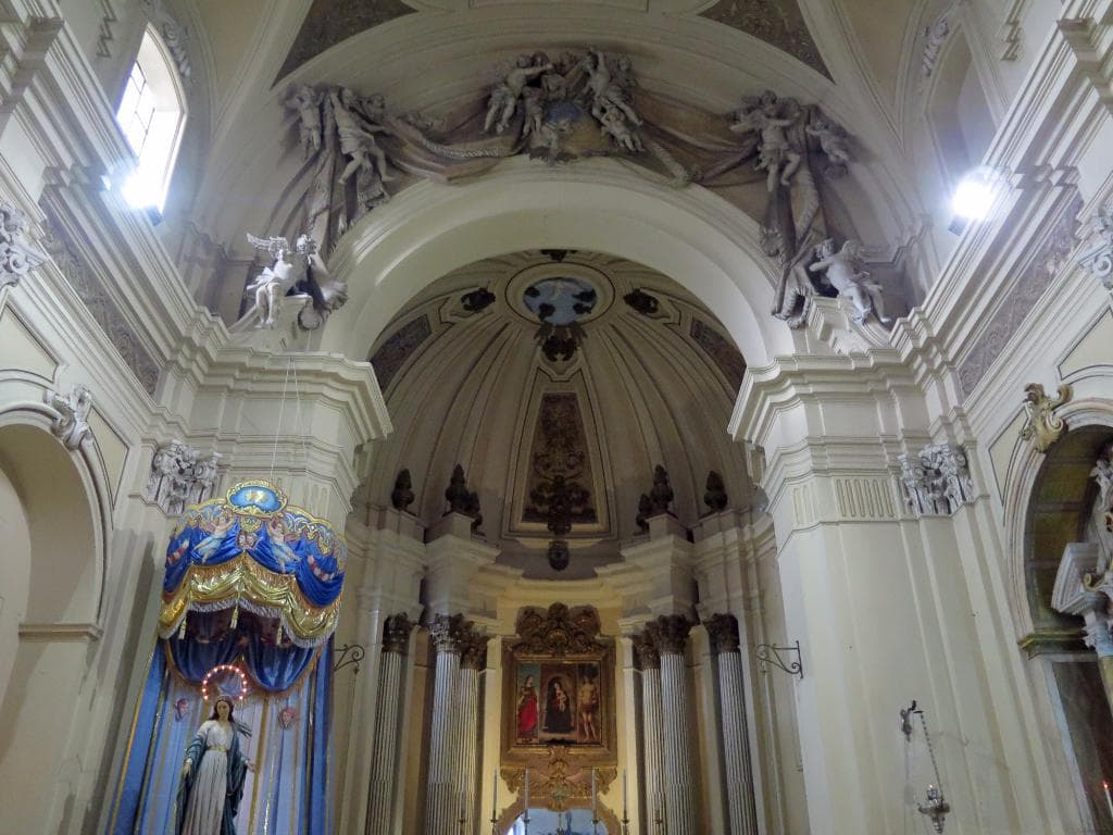 Барочная алтарная апсида