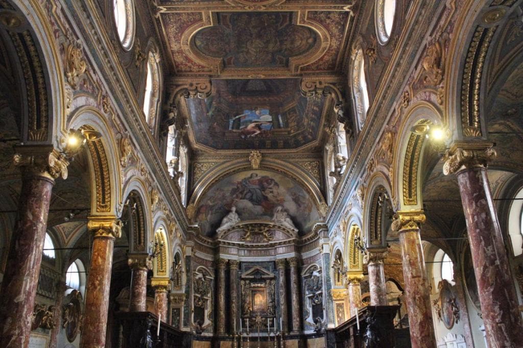 interno della chiesa