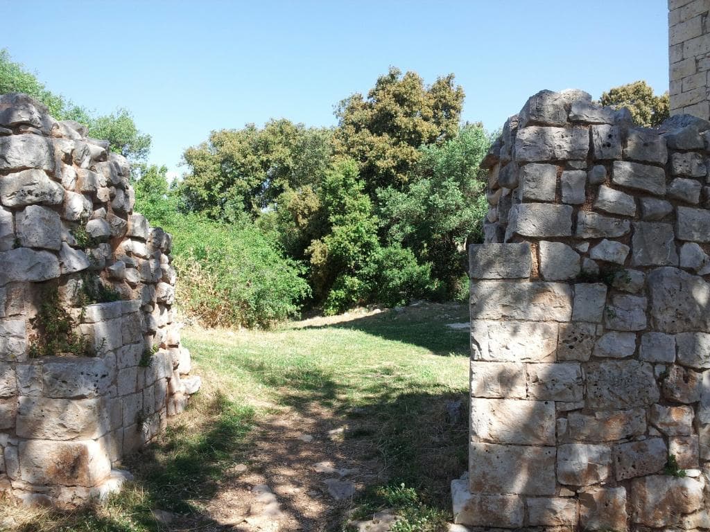 Torre Castiglione Ruins
