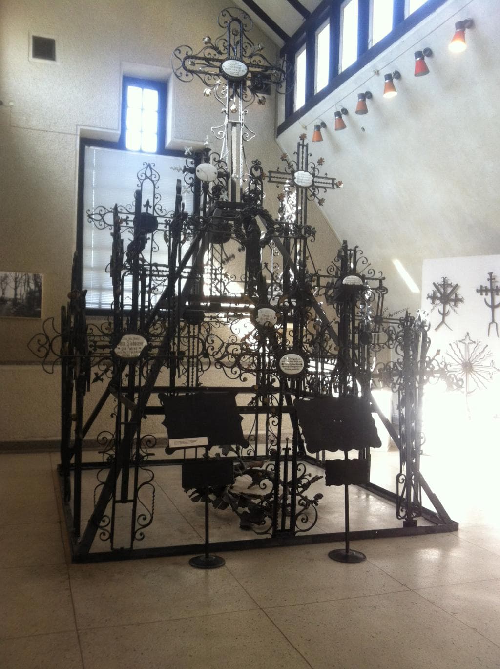 Cross display