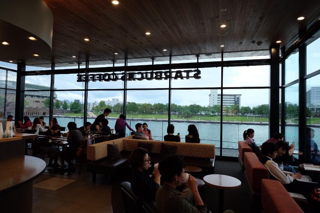 Starbucks Kansui Park Toyama