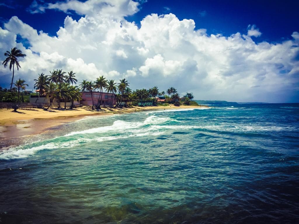 Peñón Brusi Beach