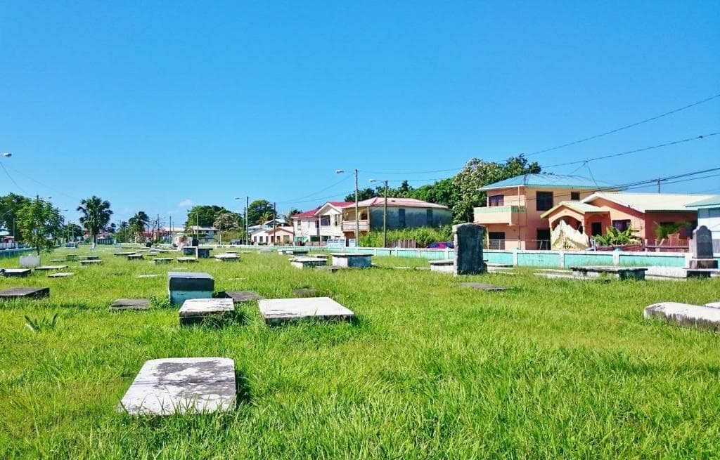 ヤーボロー墓地