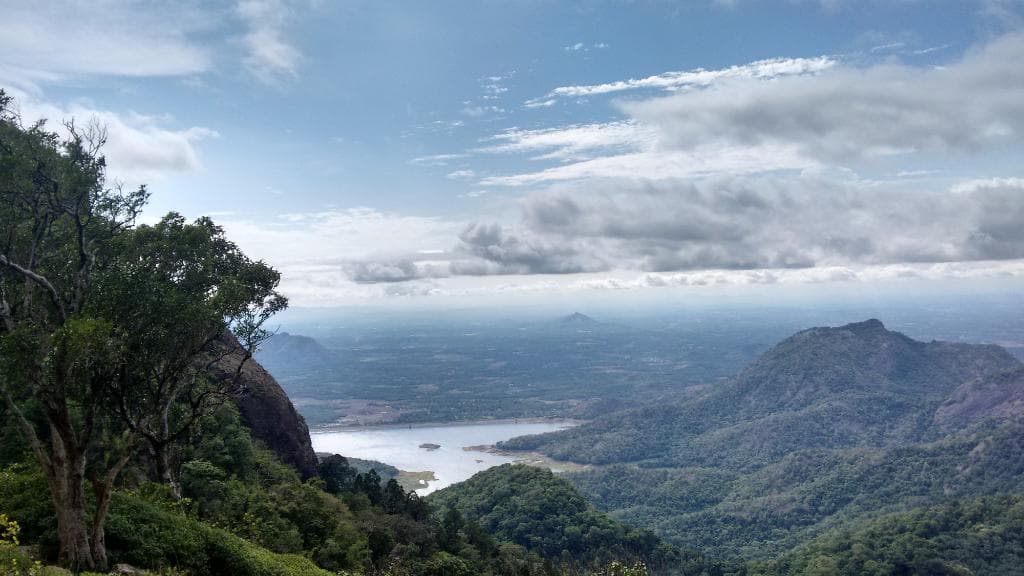 Keshavapara @ nelliyampathy..  close to the clouds