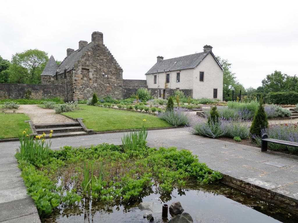 The Provan Hall gardens