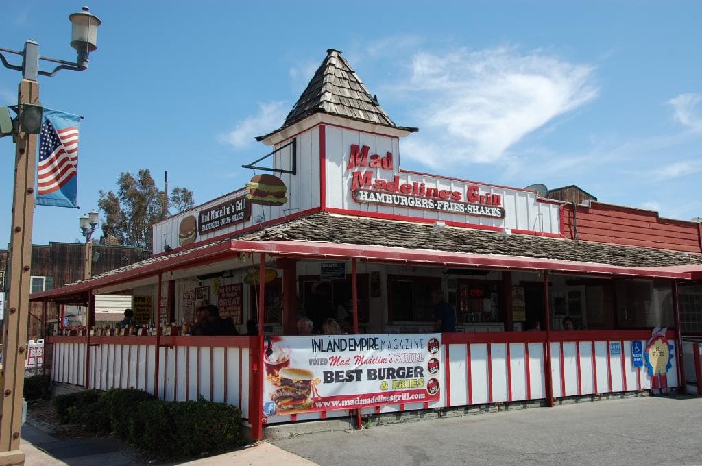 Mad Madeline's Grill